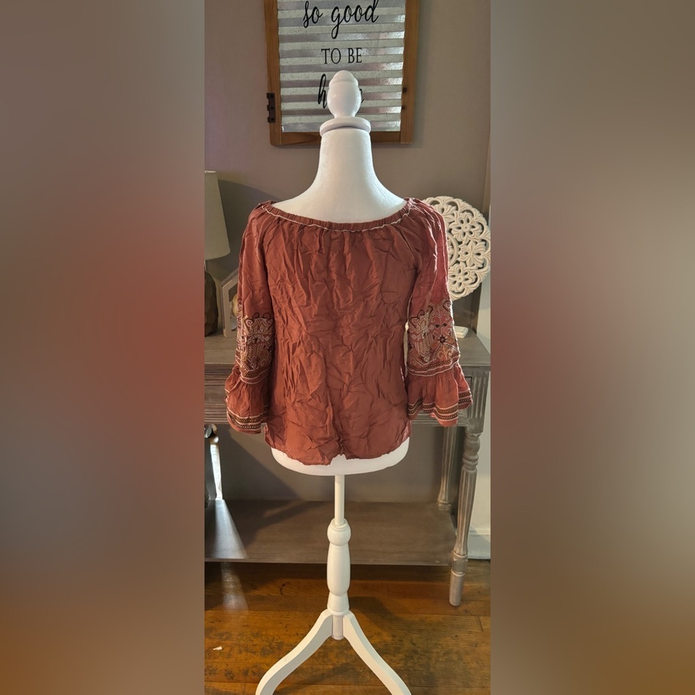 Max Studio Off The Shoulder Top - Picture 6 of 8